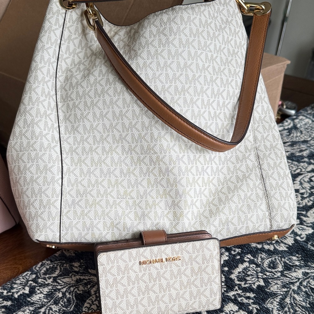 Michael Kors Cream and Tan Shoulder Bag and matching wallet